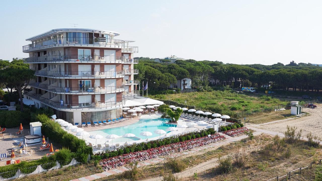 Jesolopalace Hotel & Aparthotel Kültér fotó